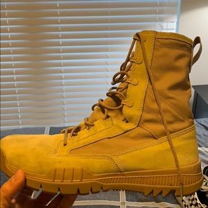 Nike boots